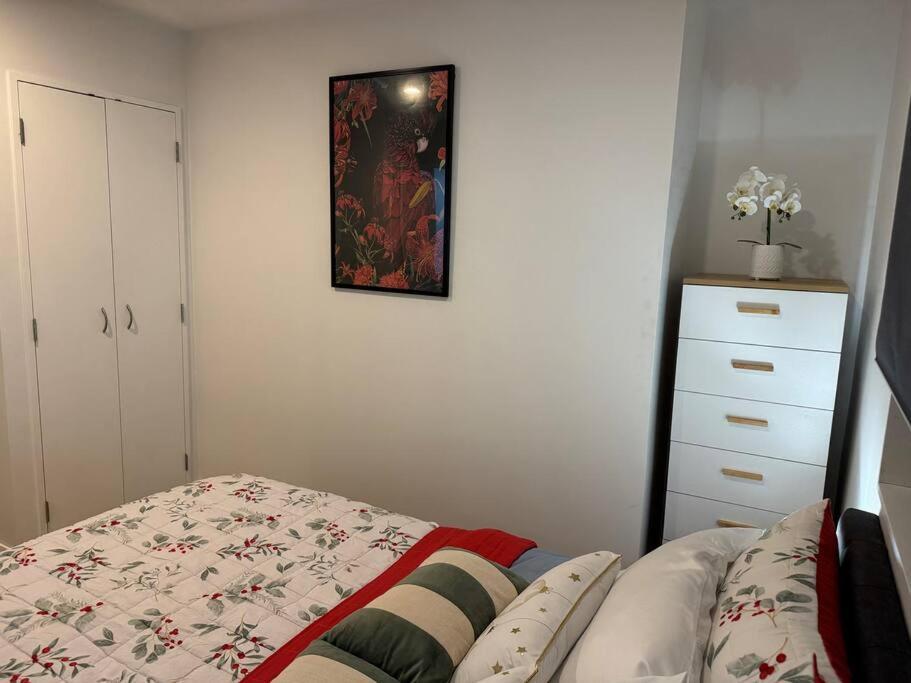 Stunning 3 Bd - 2 Bth City Apt - Pool & Carpark Auckland Buitenkant foto