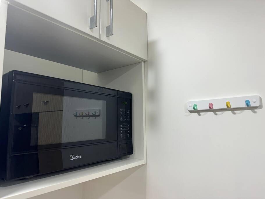 Stunning 3 Bd - 2 Bth City Apt - Pool & Carpark Auckland Buitenkant foto