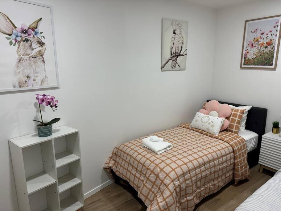 Stunning 3 Bd - 2 Bth City Apt - Pool & Carpark Auckland Buitenkant foto